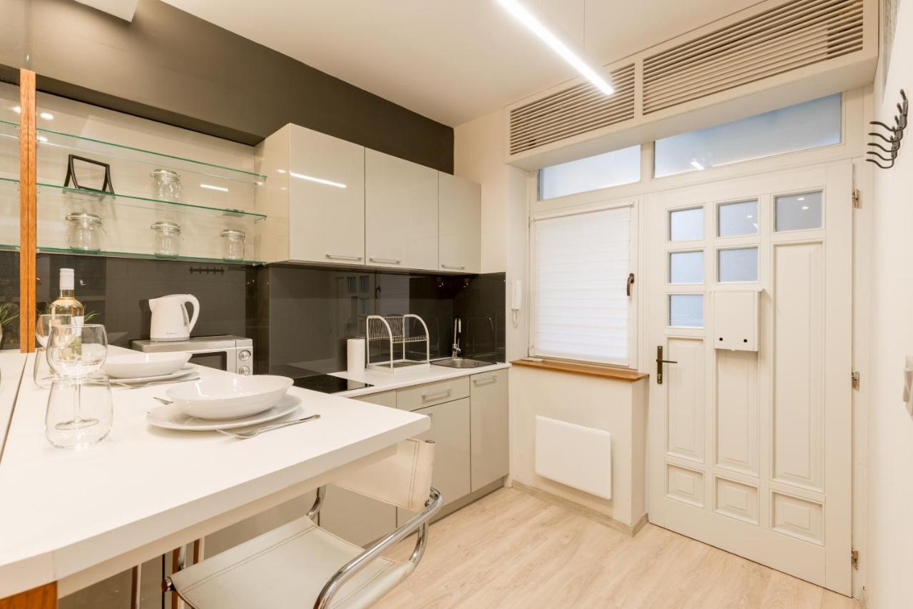 Retro Budapest Dream Suite Near The Danube Exteriör bild